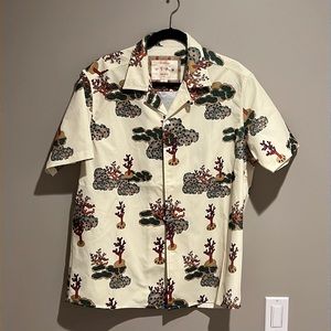 Oversized print shirt